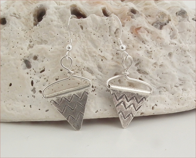 Karen Hill Tribe Silver Pennant Earrings (SS96)