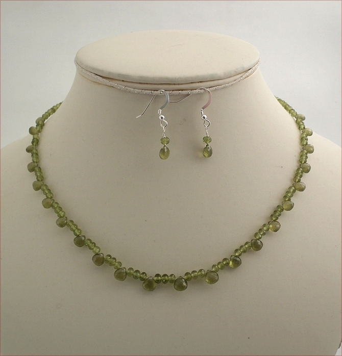 Vesuvianite Necklace and Earrings Set (SM121)