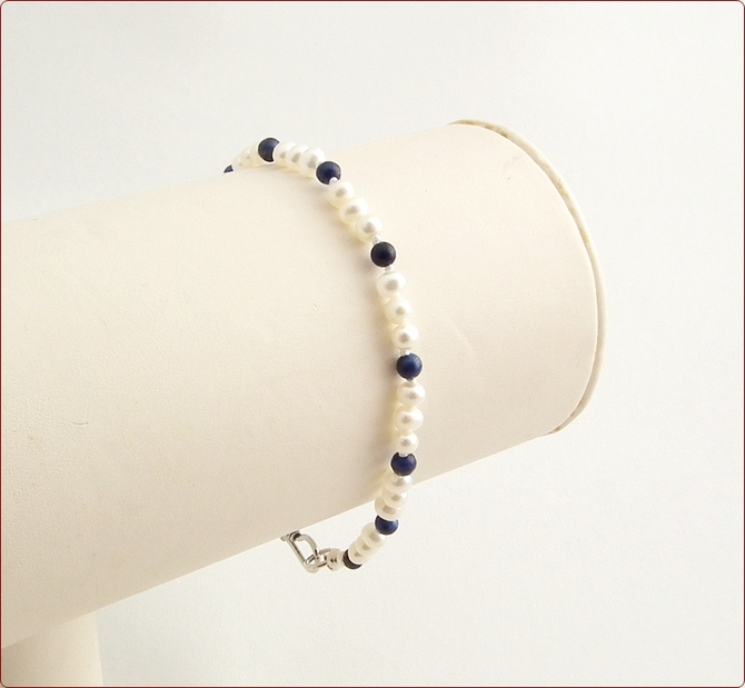 Pearl and Lapis Lazuli Precious Friendship Bracelet (SM112)